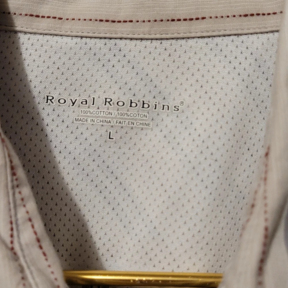F17-ROYAL ROBINS: MEN SIZE LARGE TSHIRT BUTTON DOWN - Picture 3 of 4